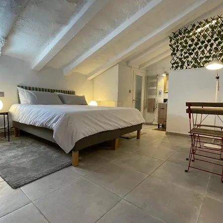 Lucia Y Alisa Lägenhet Inoges